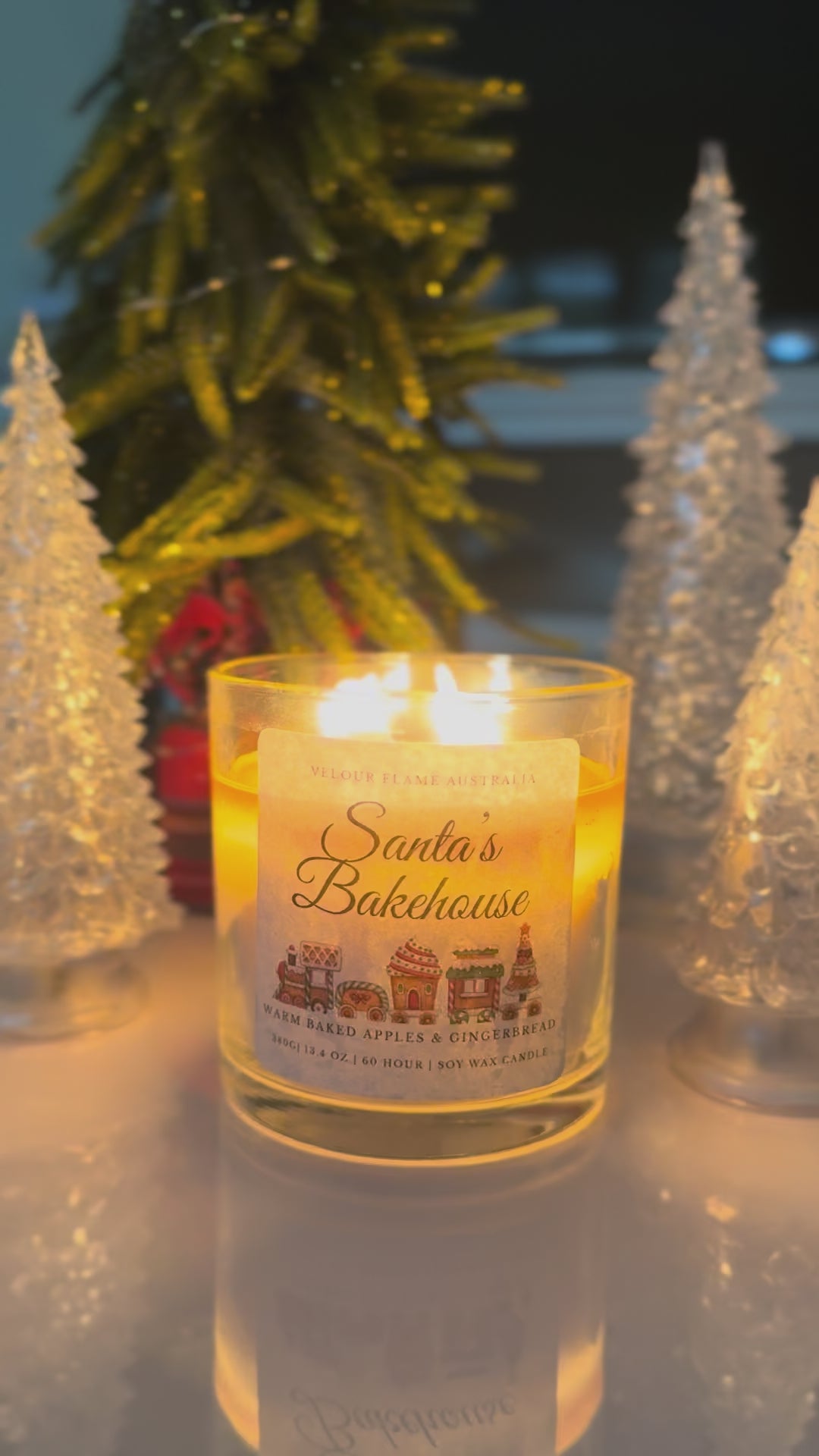 Santa's Bakehouse - Warm Baked Apples & Gingerbread